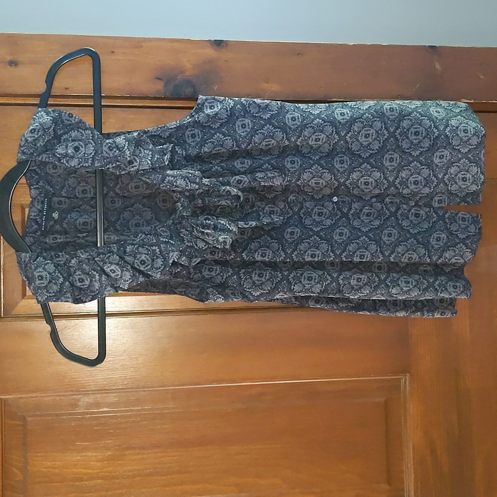 LIKE NEW Silk Ruffle Blouse